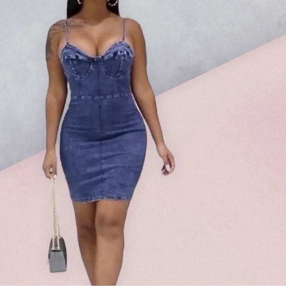 💋 NEW Faux Denim Mini Bodycon Dress 💋 - Picture 2 of 8